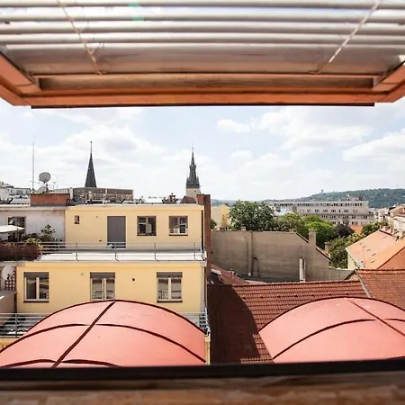 Cozy & Quiet Center Attic With Castle View - Vtub Appartamento Praga