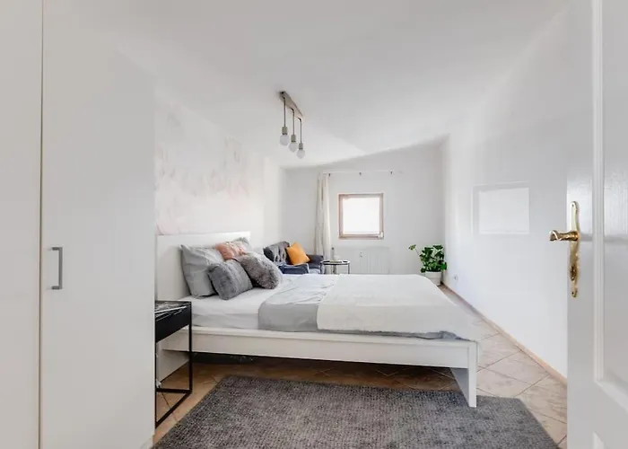 Cozy & Quiet Center Attic With Castle View - Vtub * プラハ